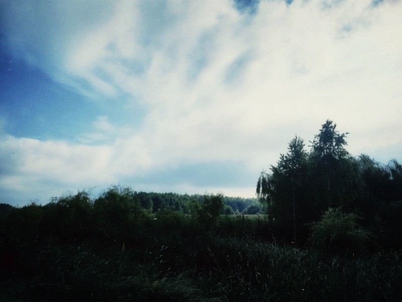 The outside seemed airless, as it was quite warm and humid. There were clouds everywhere and it rained in the evening.
